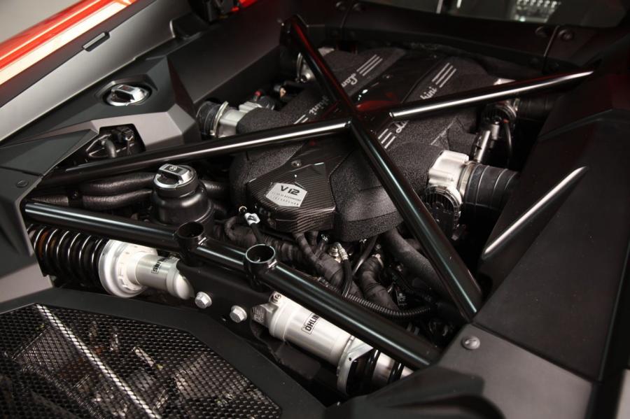  Lamborghini Aventador LP700-4 2011 года  (фото 185 из 204)
